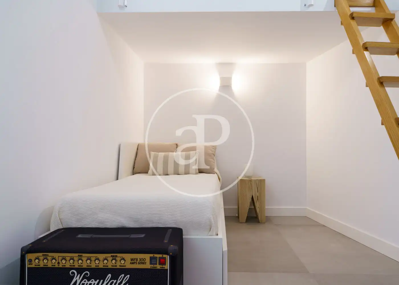 Bedroom of Flat for rent in Madrid  with Air Conditioner, Heating and Furnished