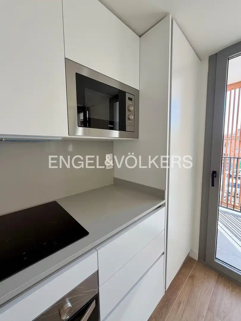 Kitchen of Flat for rent in Valencia  with Air Conditioner, Heating and Private garden