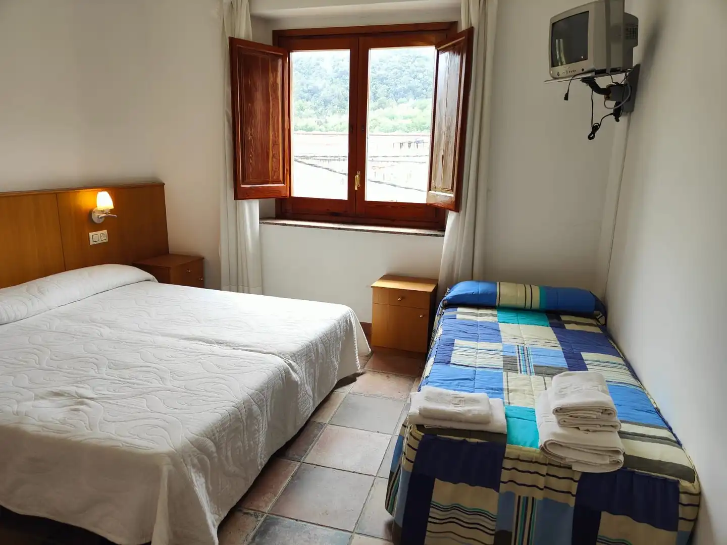 Bedroom of Buildings for sale in Sant Aniol de Finestres