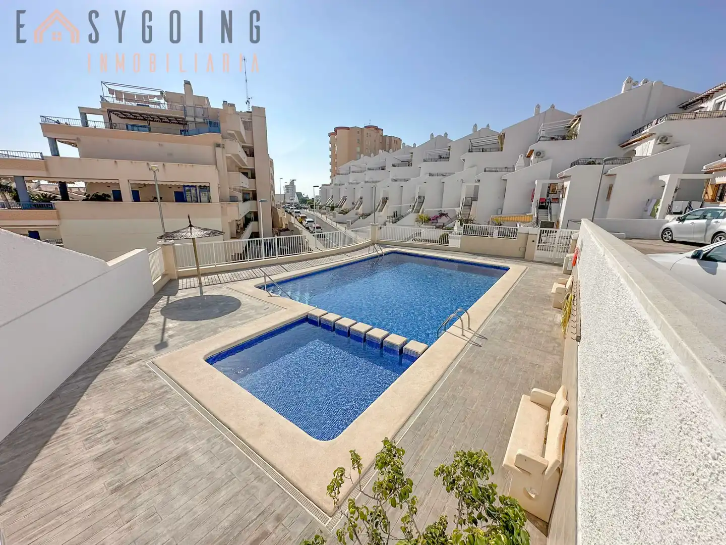 Piscina de Casa adosada en venda en Santa Pola amb Aire condicionat, Jardí privat i Terrassa