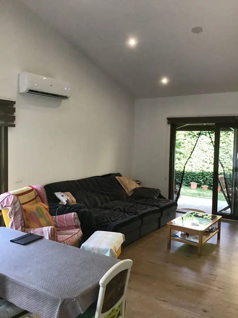 Sala de estar de Casa o chalet en venta en Santa Coloma de Farners con Aire acondicionado, Calefacción y Jardín privado