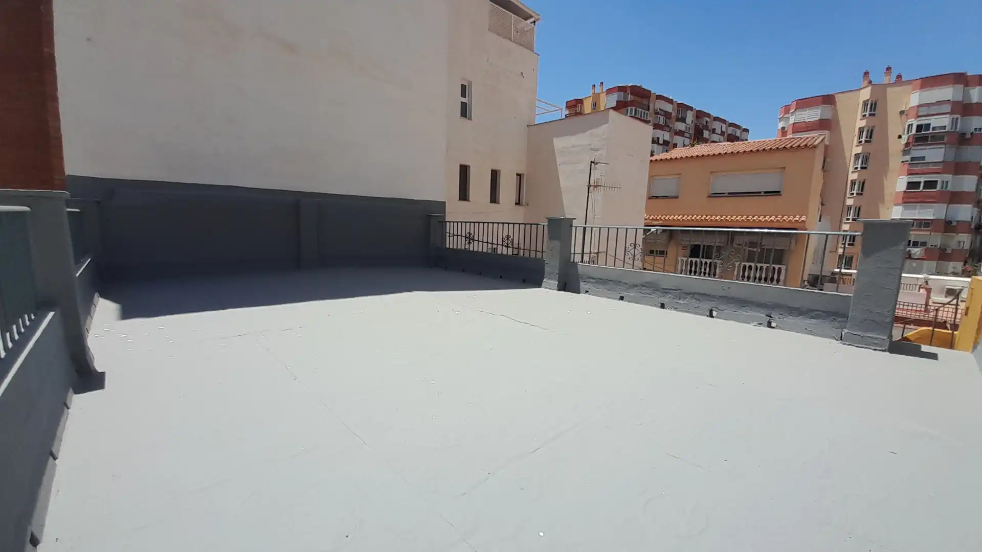 Chalet con terraza en venta en Calle Octavio López 19, imagen 40