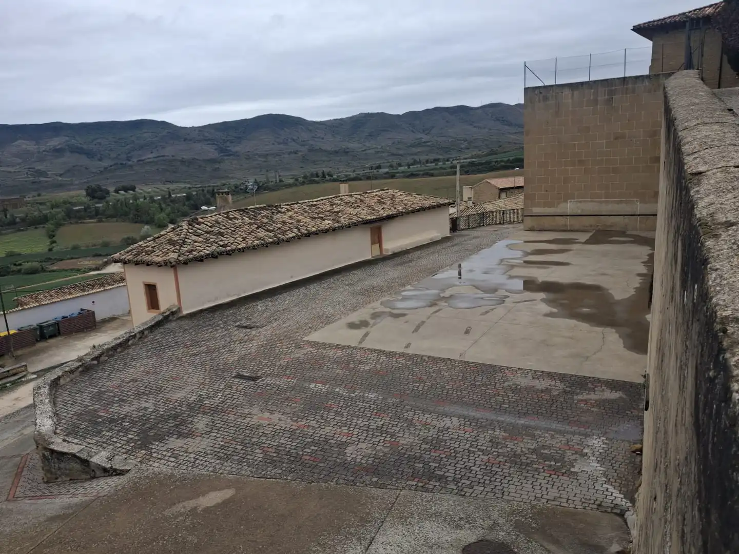 Terraza de Casa adosada en venta en Eslava con Calefacción, Terraza y Amueblado