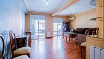 Living room of Flat for sale in  Sevilla Capital  with Air Conditioner, Heating and Terrace