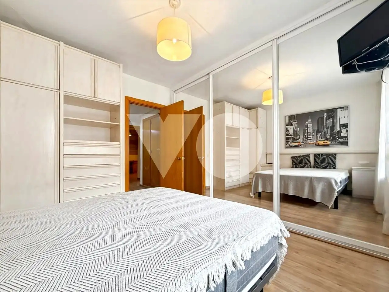 Habitación de Piso en venta en Madrid con Calefacción y Terraza
