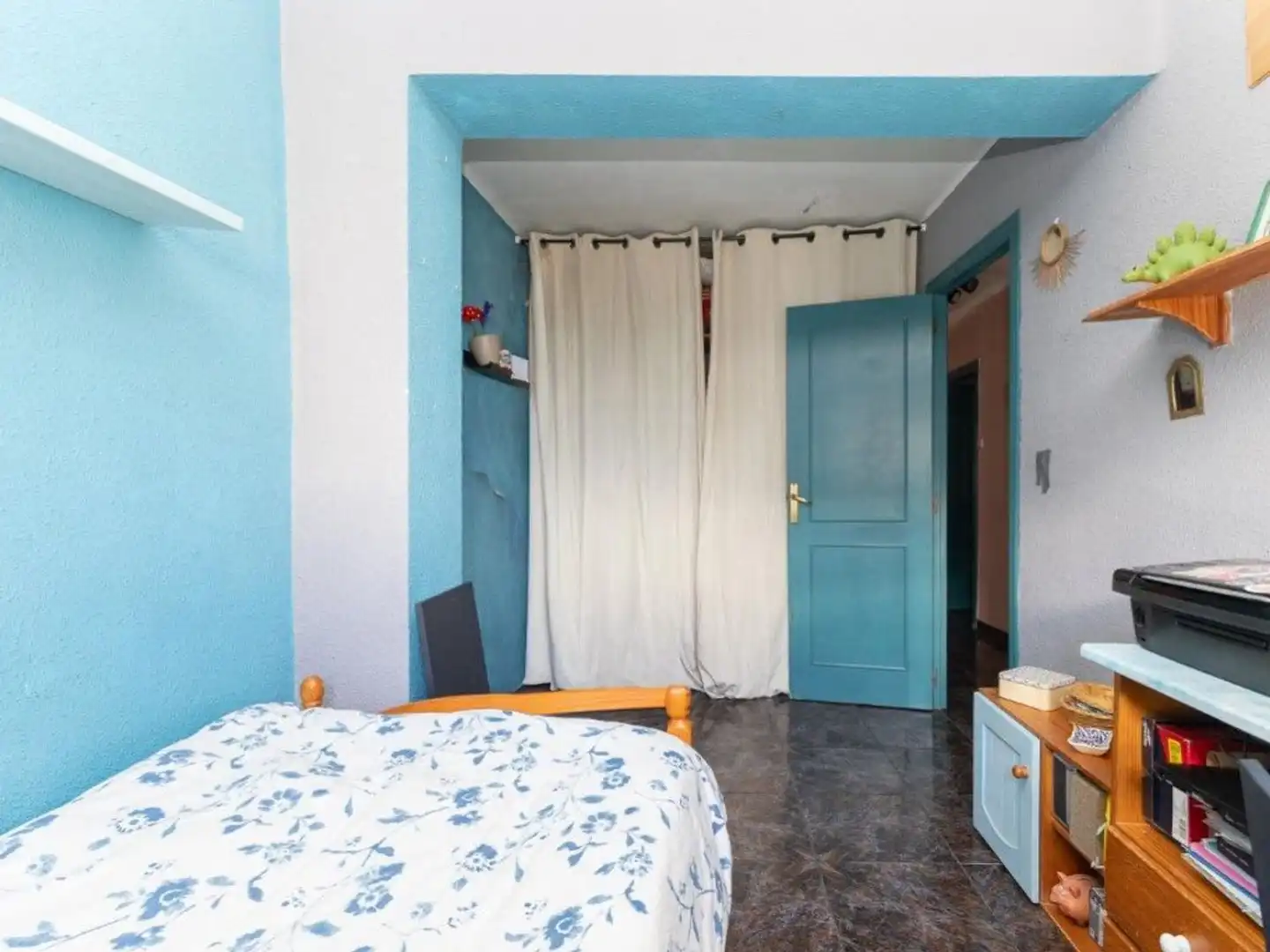 Habitación de Piso en venta en Mislata con Balcón