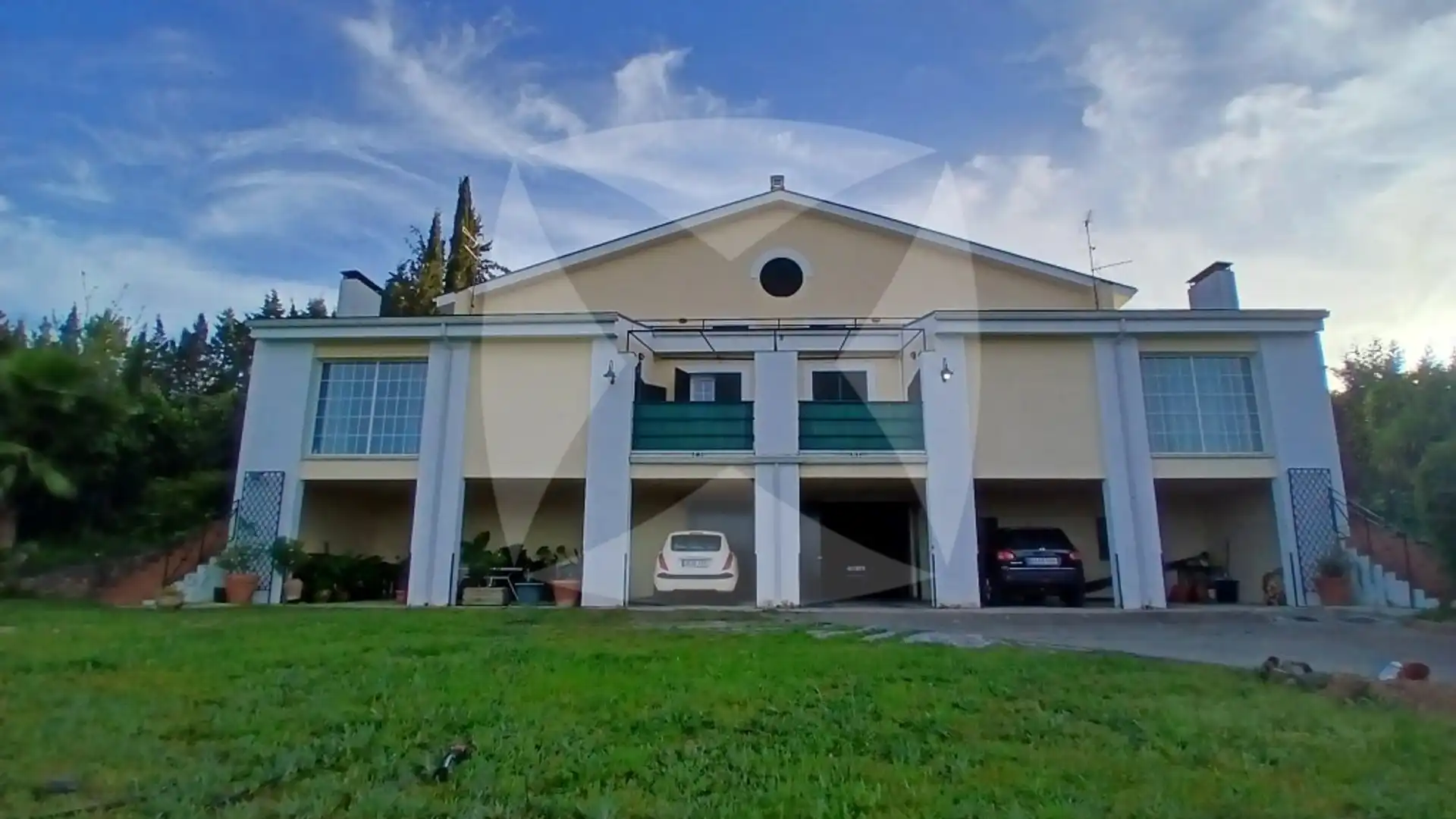 Houses for sale in Cesar Vila Ruiz, Las Vaguadas