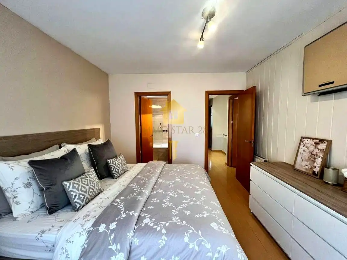 Dormitori de Casa adosada en venda en Palau-saverdera amb Aire condicionat, Calefacció i Jardí privat