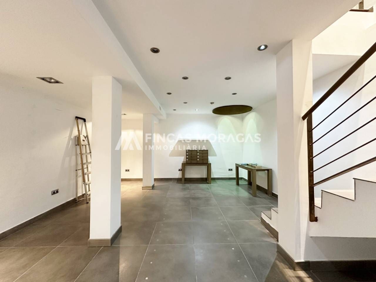 Premises for sale in Sant Cugat del Vallès  with Air Conditioner