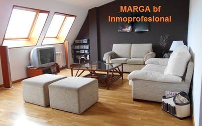 Sala d'estar de Dúplex en venda en Narón amb Parquet, Traster i Forn
