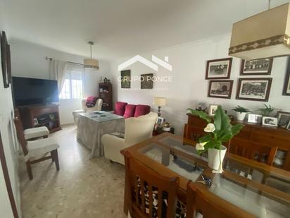 Sala d'estar de Casa o xalet en venda en Jerez de la Frontera amb Aire condicionat i Terrassa