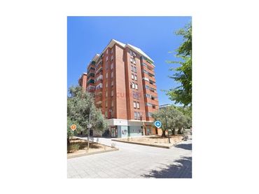 Local comercial en venda a Calle Fernando Garrorena