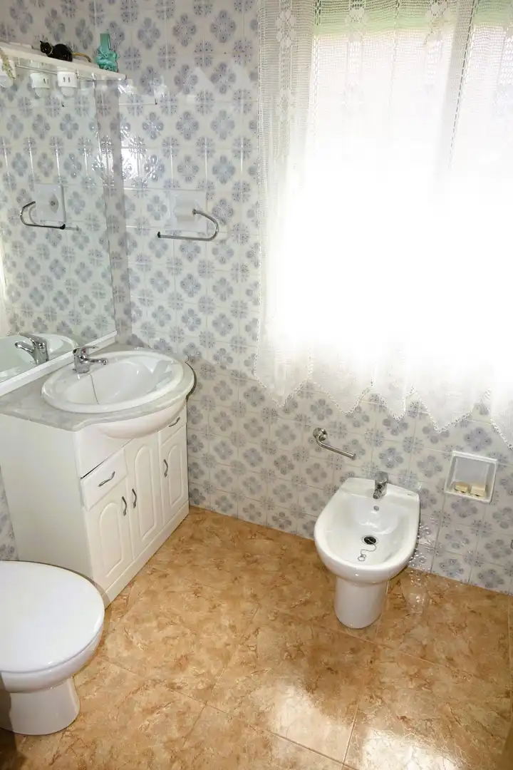 Bany de Casa o xalet en venda en Lanjarón amb Terrassa i Balcó