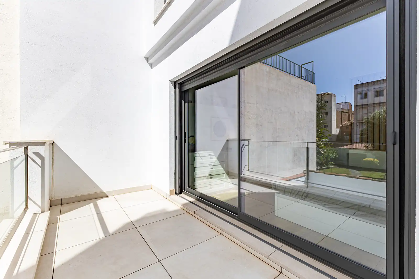 Terrassa de Casa adosada en venda en Badalona amb Aire condicionat, Calefacció i Forn