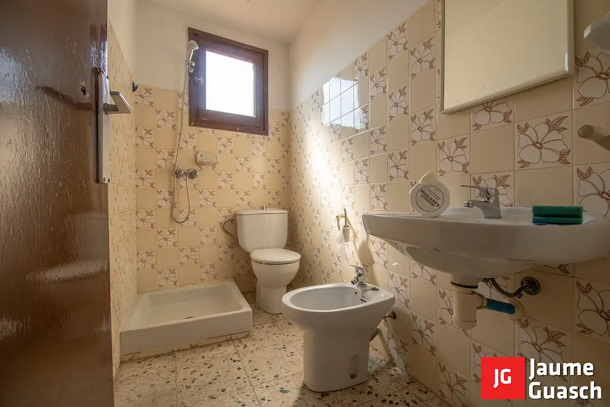 Baño de Casa o chalet en venta en La Nou de Gaià con Terraza, Trastero y Balcón