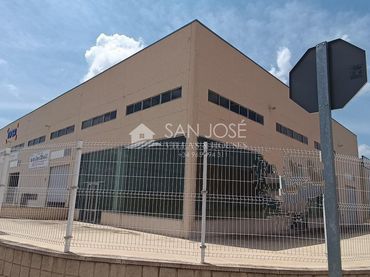 Nave industrial in affitto a Novelda