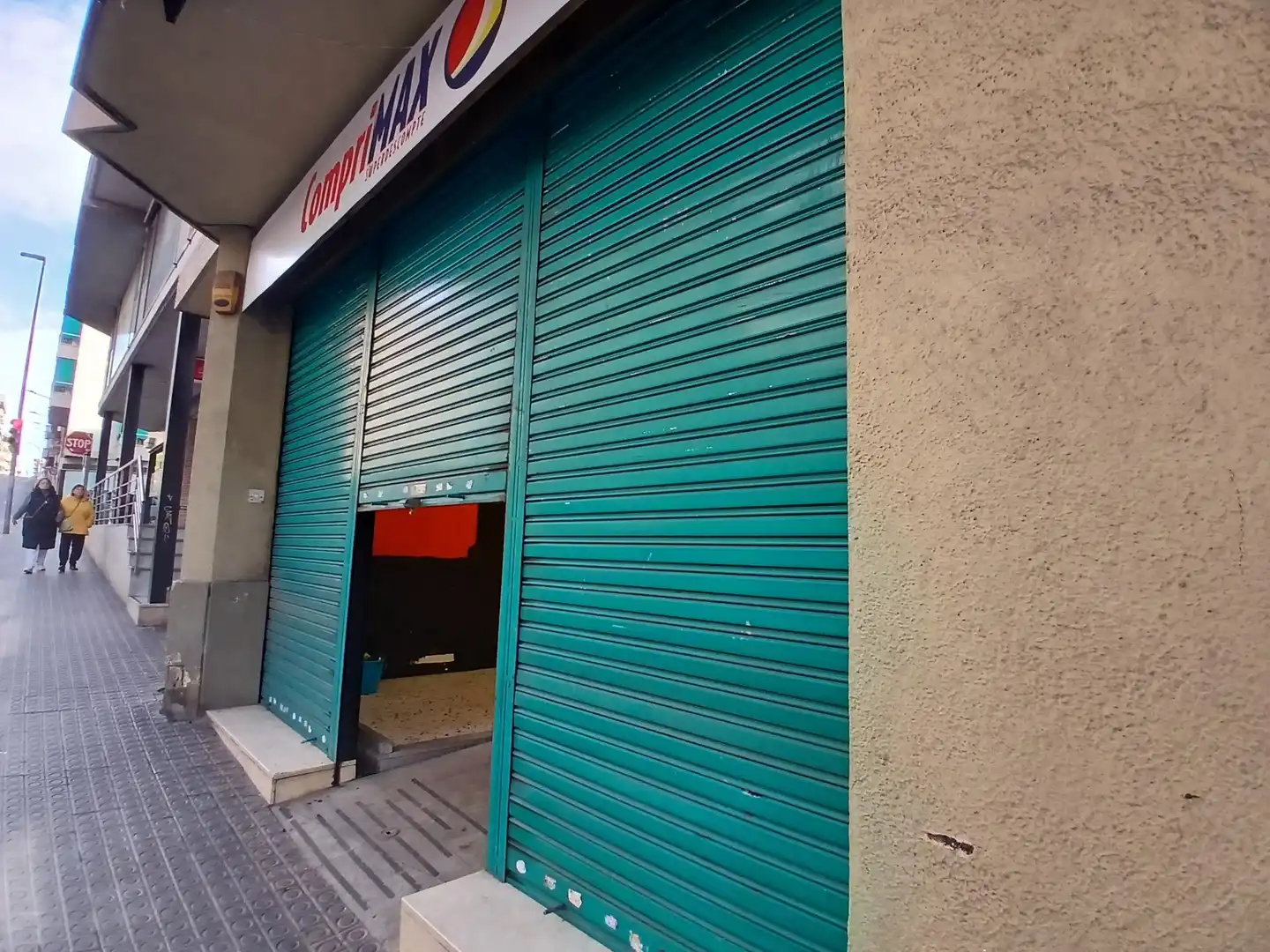 Gewerbefläche zur Miete in Calle del Bruc