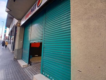 Gewerbefläche zur Miete in Calle del Bruc