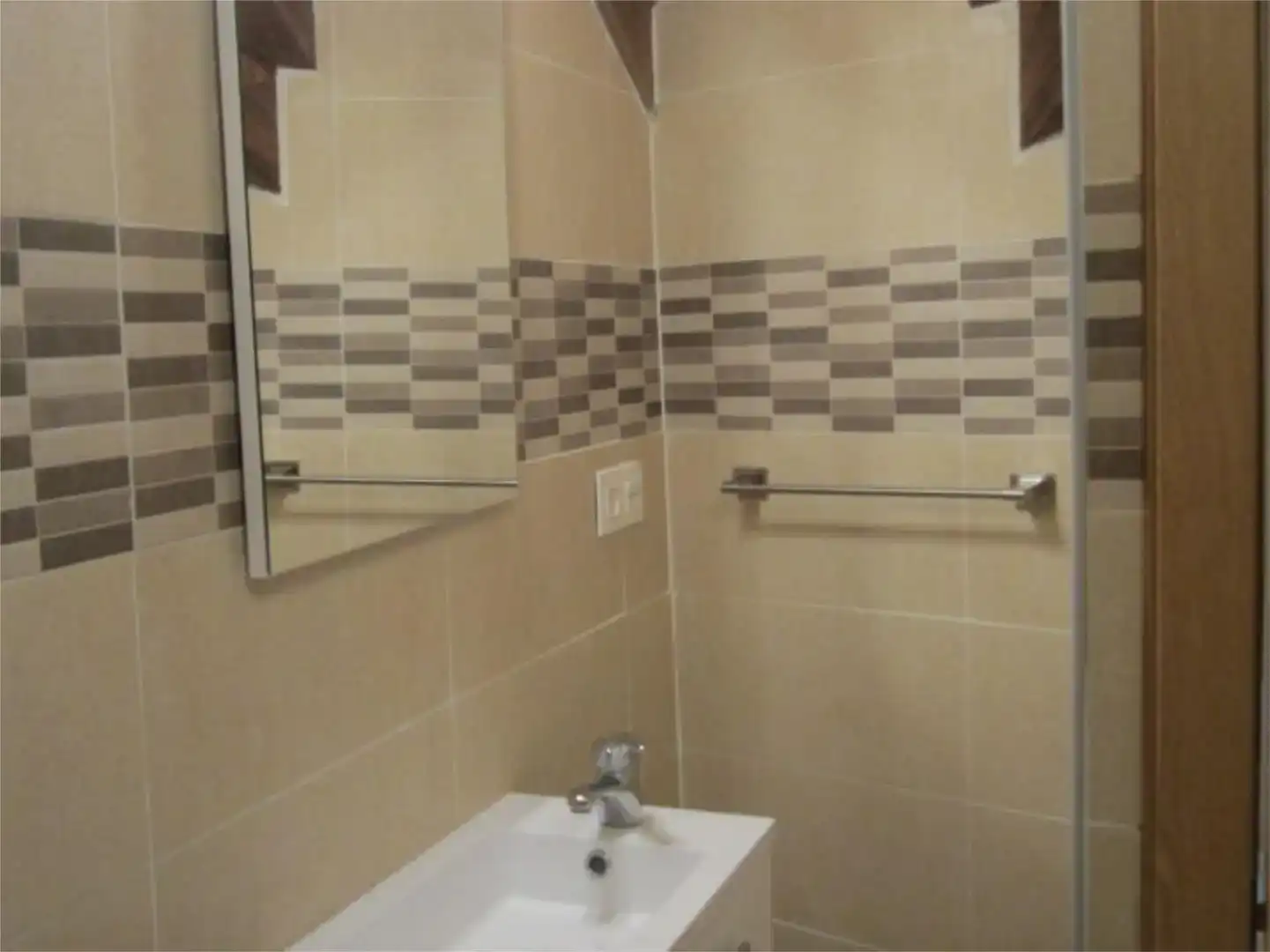Bany de Apartament de lloguer en Puebla de Lillo, León