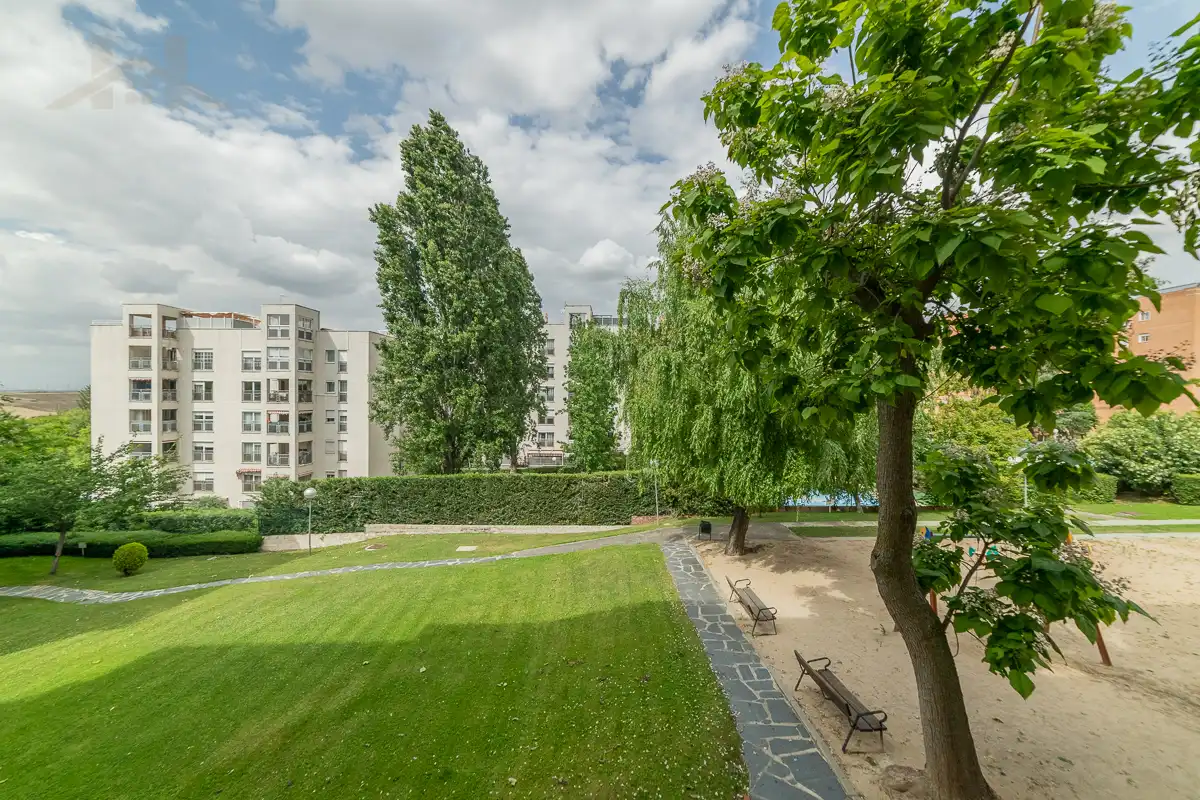 Garden of Flat for sale in Móstoles  with Air Conditioner, Heating and Terrace