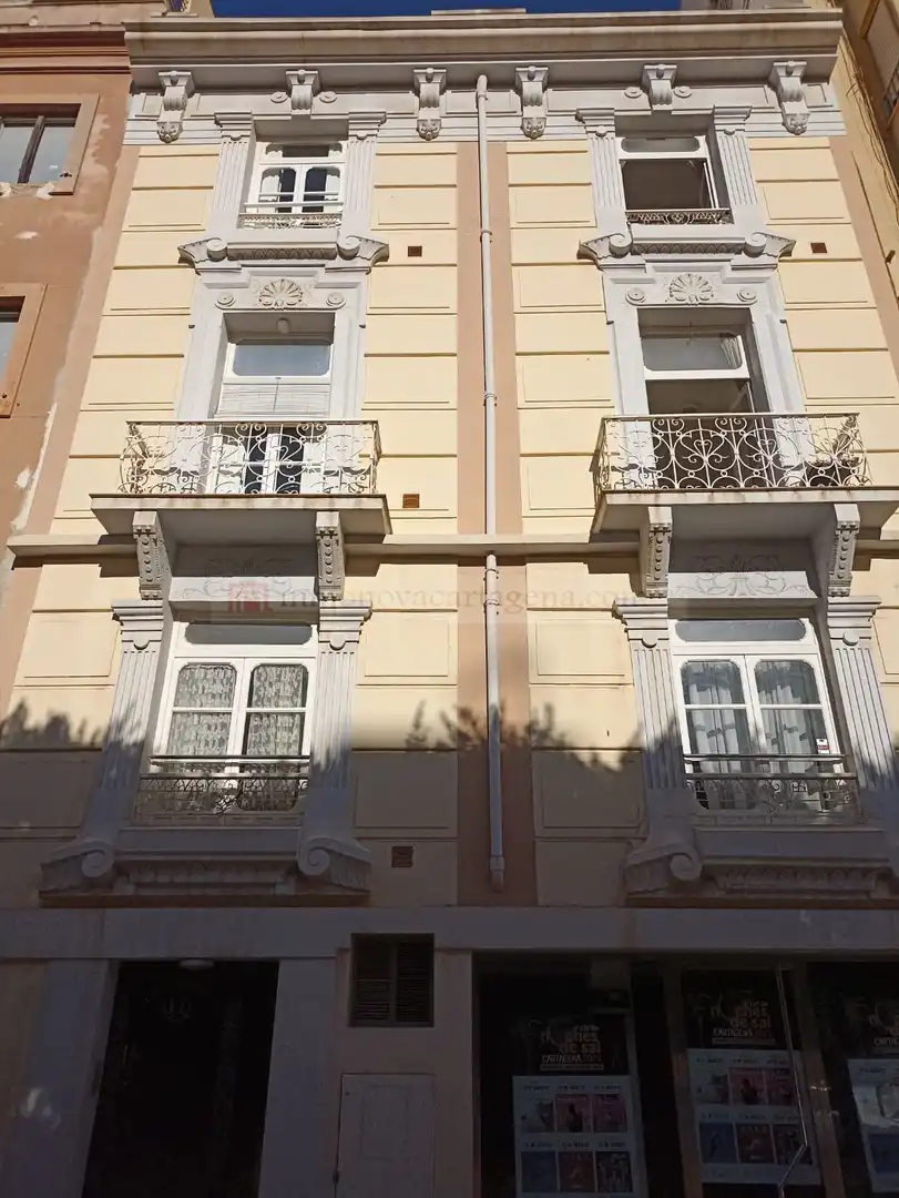 Piso con terraza en venta en Plaza de Risueño, imagen 2
