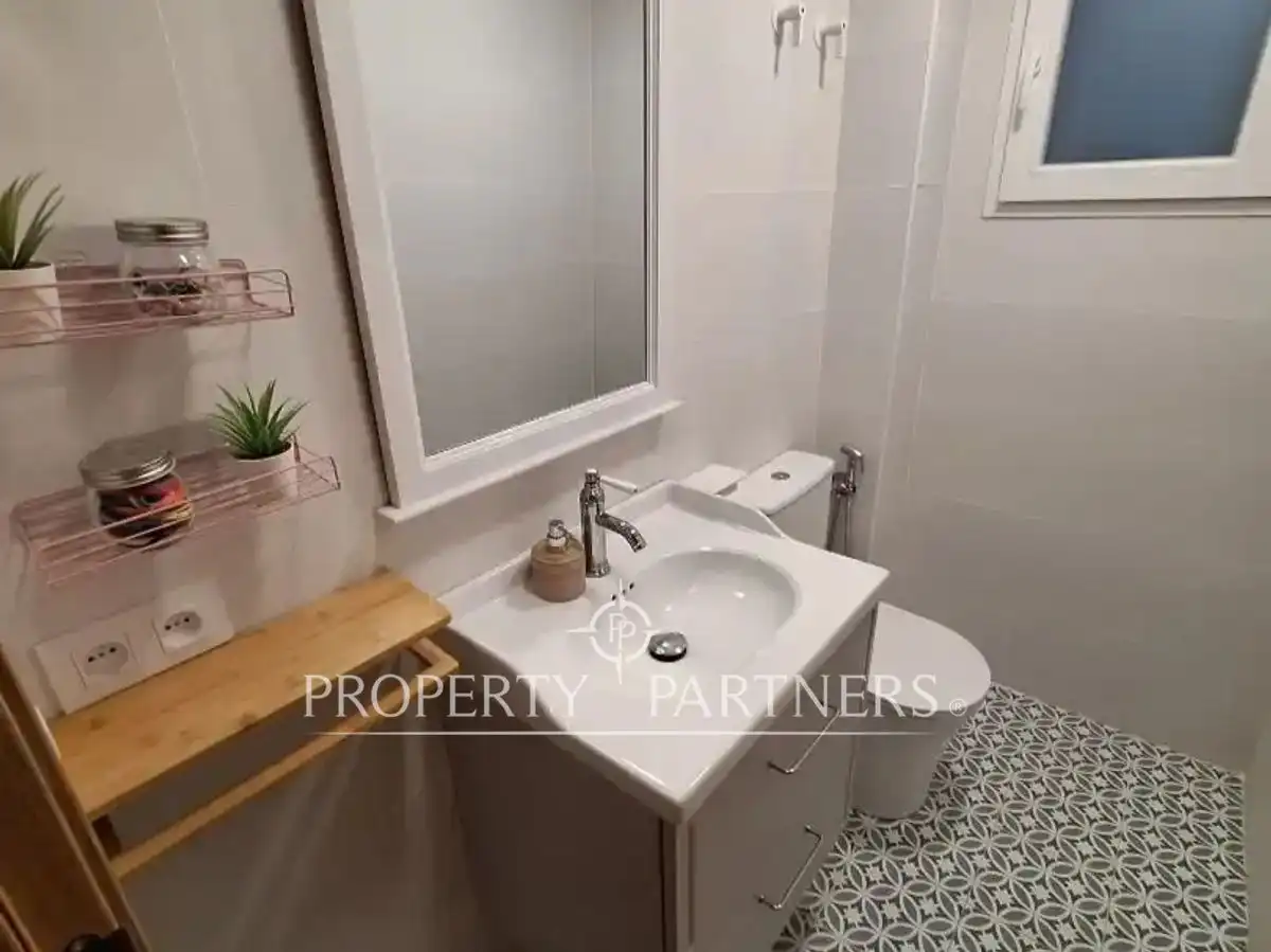 Bany de Apartament en venda en Burjassot amb Moblat