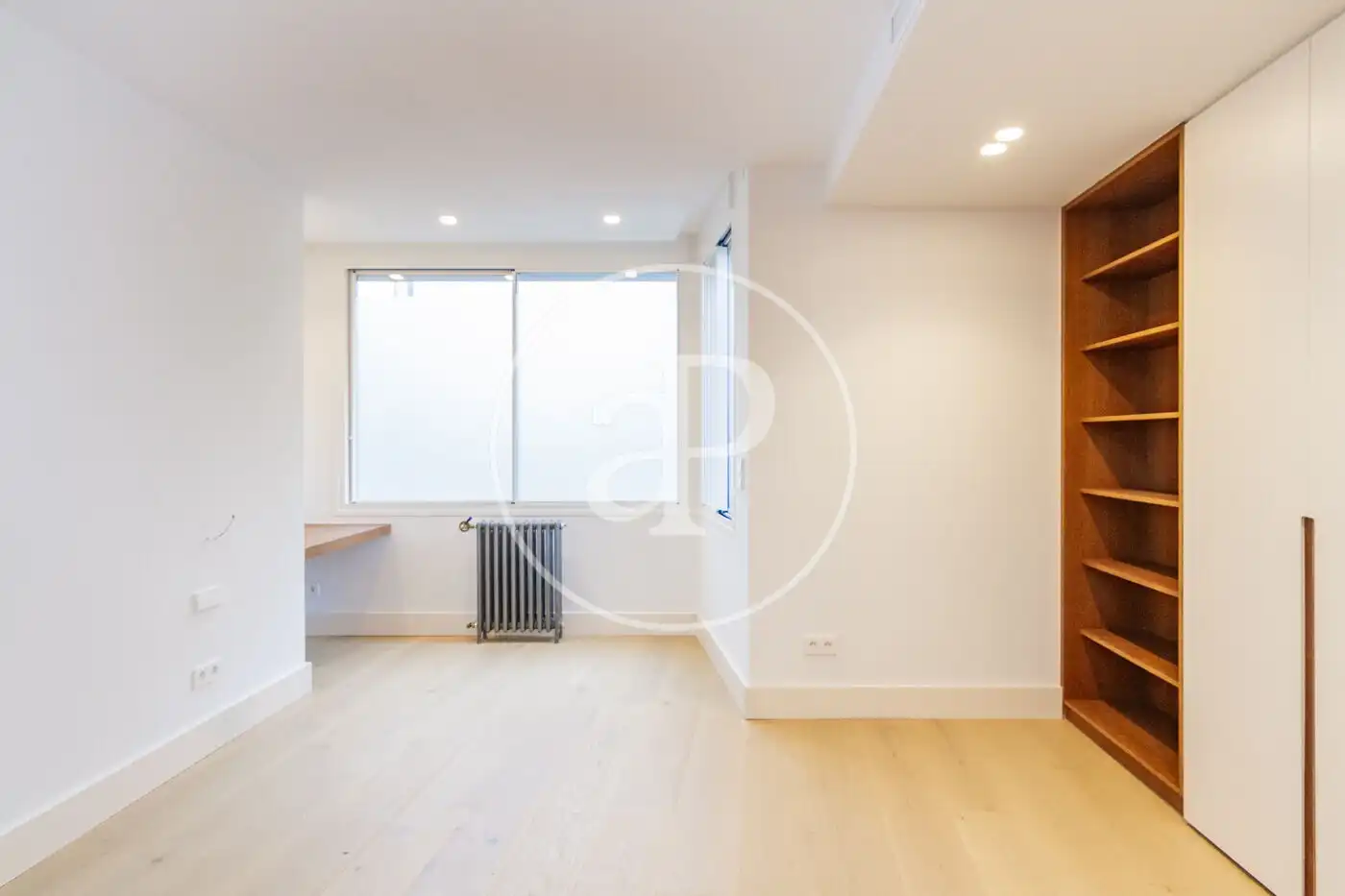 Habitación de Piso en venta en Madrid con Aire acondicionado, Calefacción y Balcón
