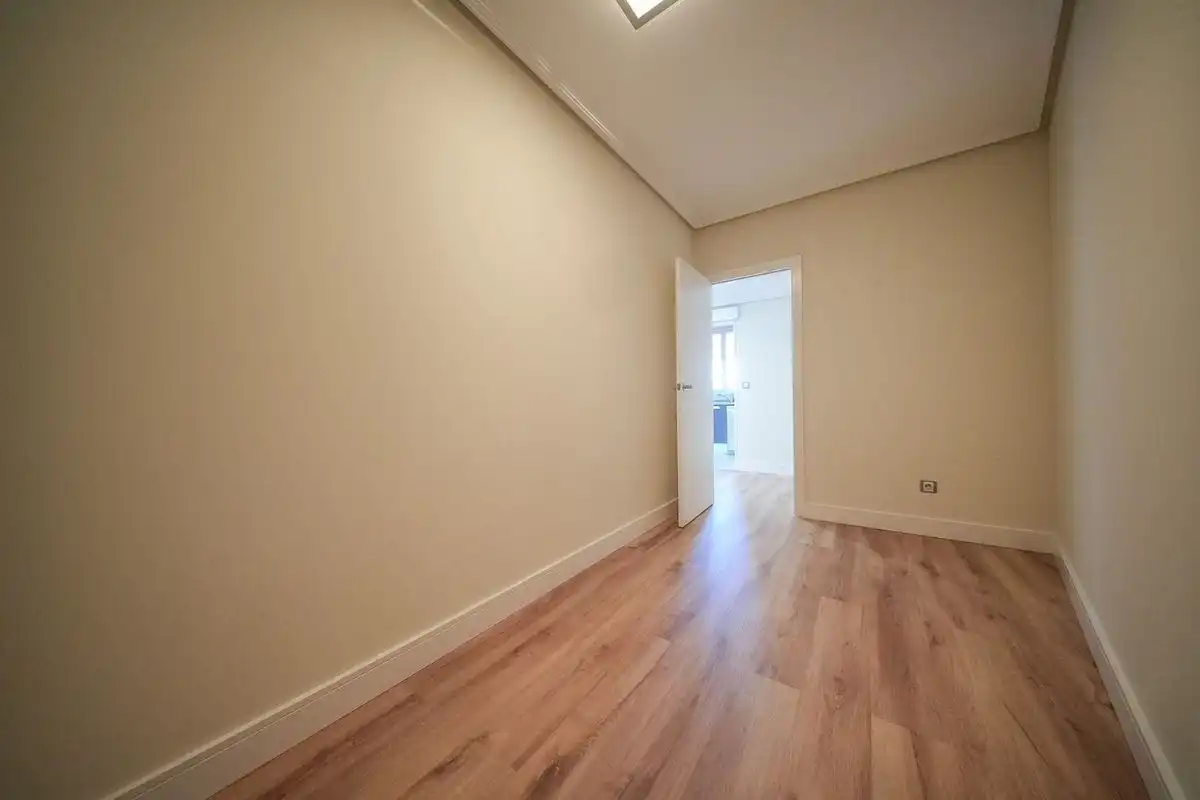 Duplexes for rent in Madrid  with Air Conditioner, Heating and Terrace