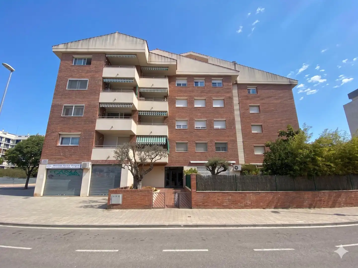 Vista exterior de Dúplex en venda en Malgrat de Mar amb Aire condicionat, Calefacció i Terrassa