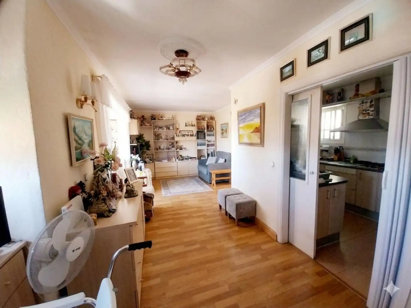 Einfamilien-Reihenhaus zum Verkauf in Mijas mit Klimaanlage, Heizung und Terrasse