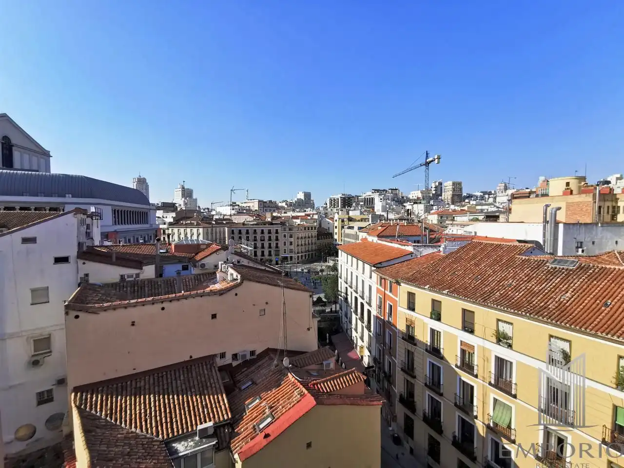 Flat for rent in Del Espejo, Palacio