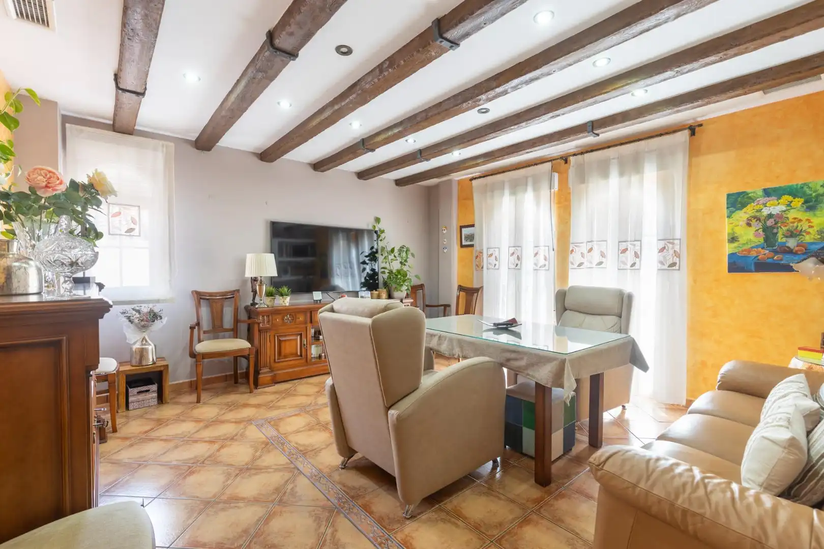 Living room of Houses for sale in Granada  with Air Conditioner, Heating and Storage room