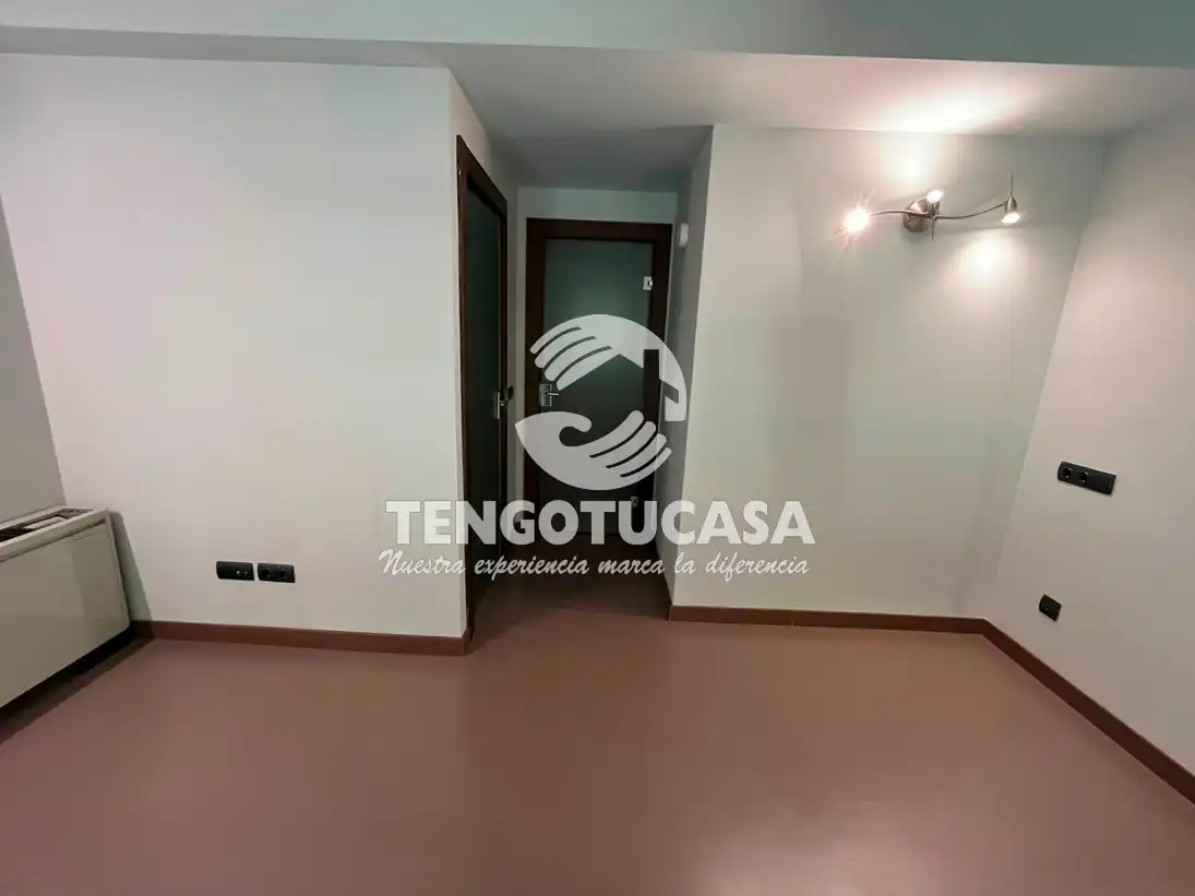Flat for rent in Madrid  with Air Conditioner