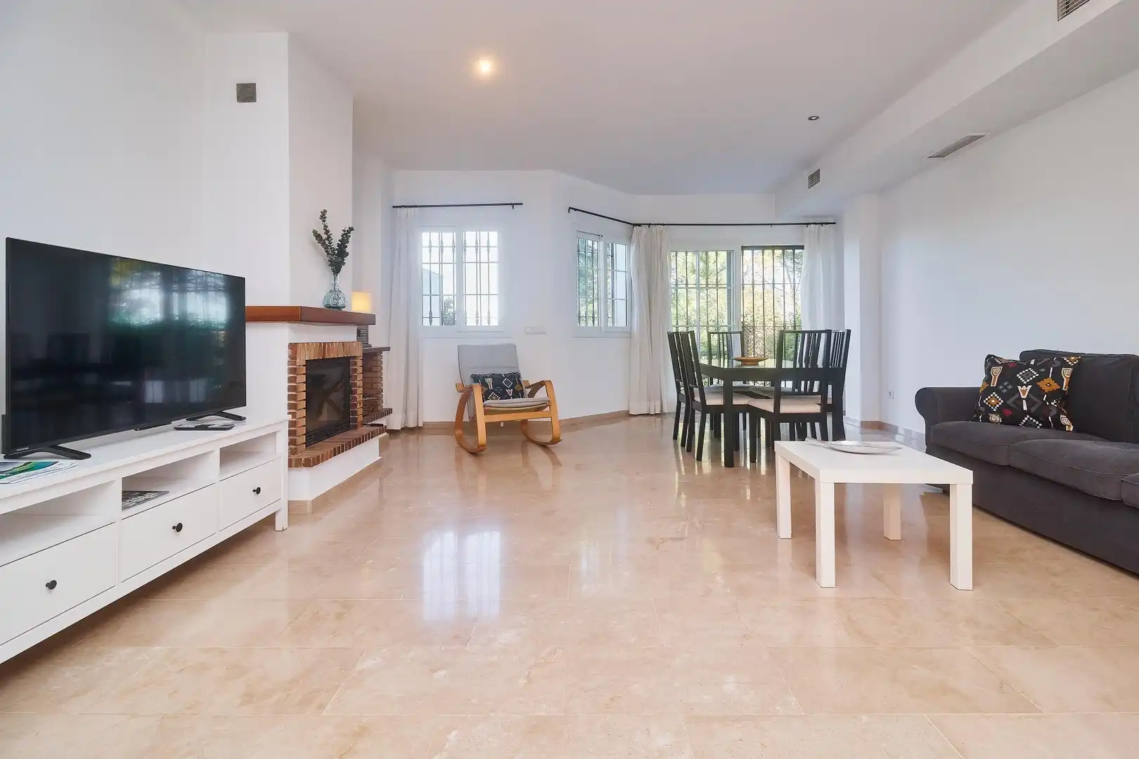 Casa adosada en venta en Buenavista - Lauro Golf
