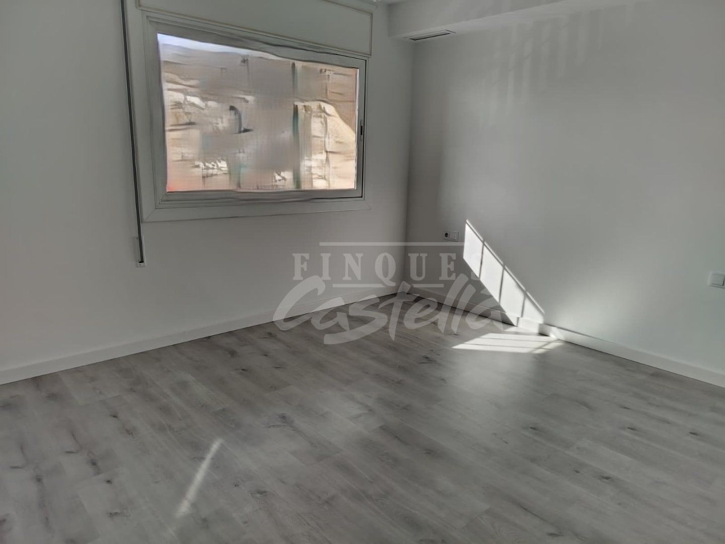 Bedroom of Flat for sale in Mataró  with Air Conditioner and Heating