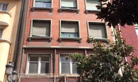 Foto 2 de Edifici en venda a Calle la Puebla, Centro, León