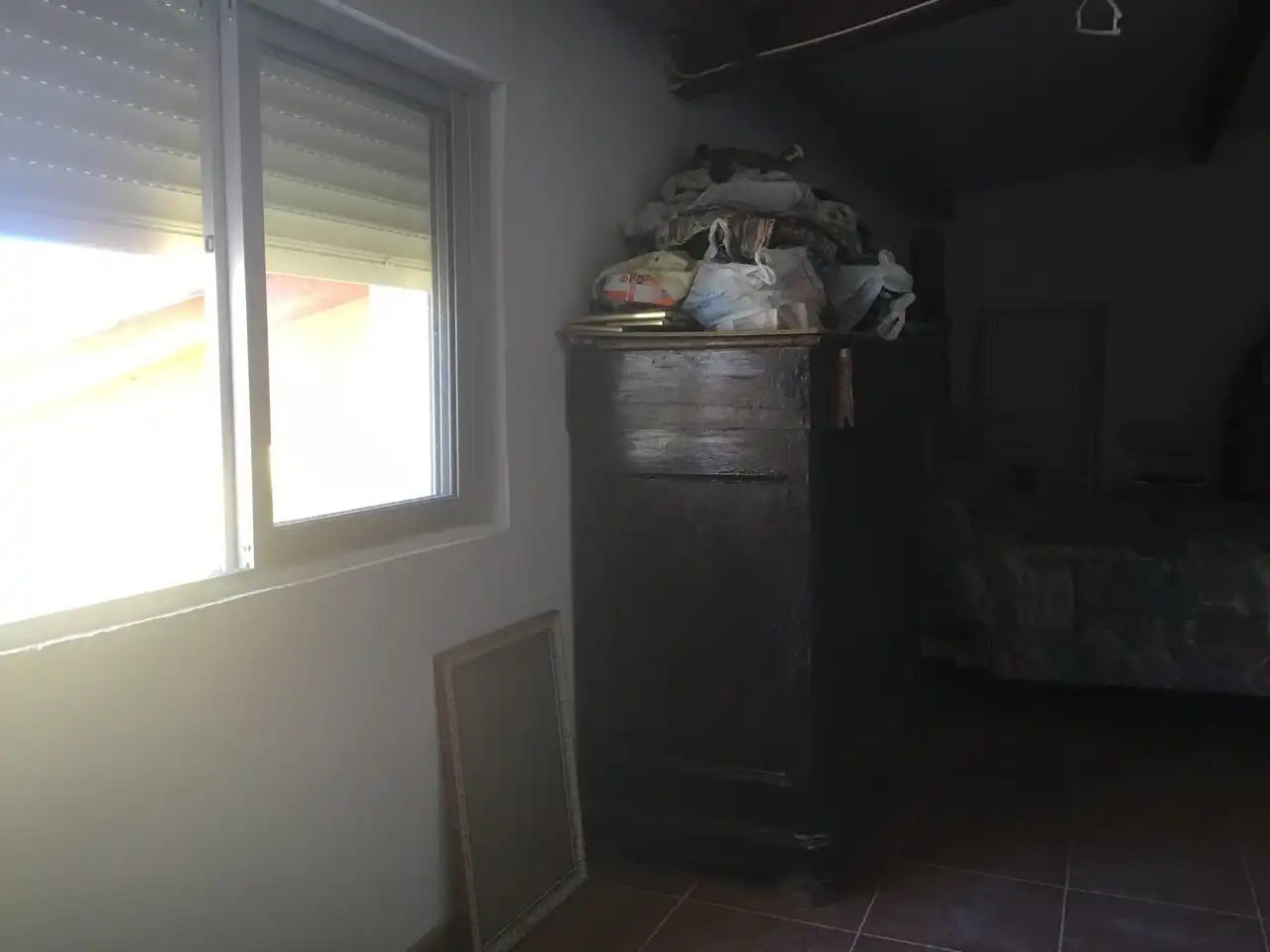 Dormitori de Casa adosada en venda en Villamayor de los Montes amb Calefacció, Parquet i Moblat
