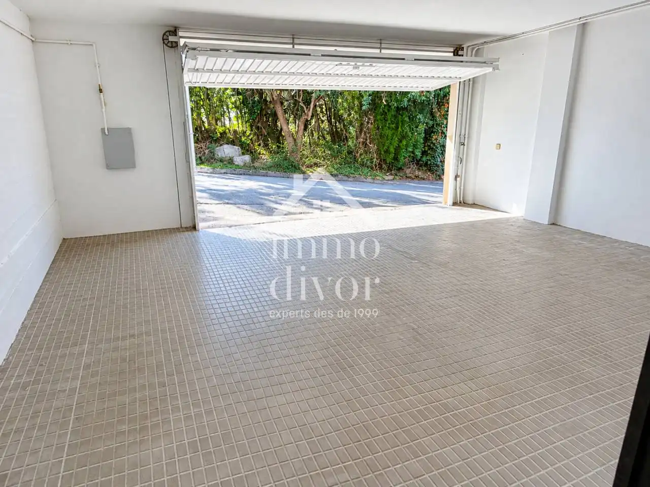 Casa aparellada amb jardí en venda a Centre, imagen 21