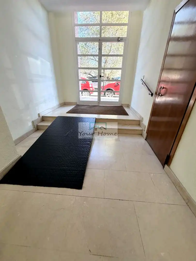 Wohnung zum Verkauf in Madrid mit Heizung, Parkett und Gemeinschaftspool