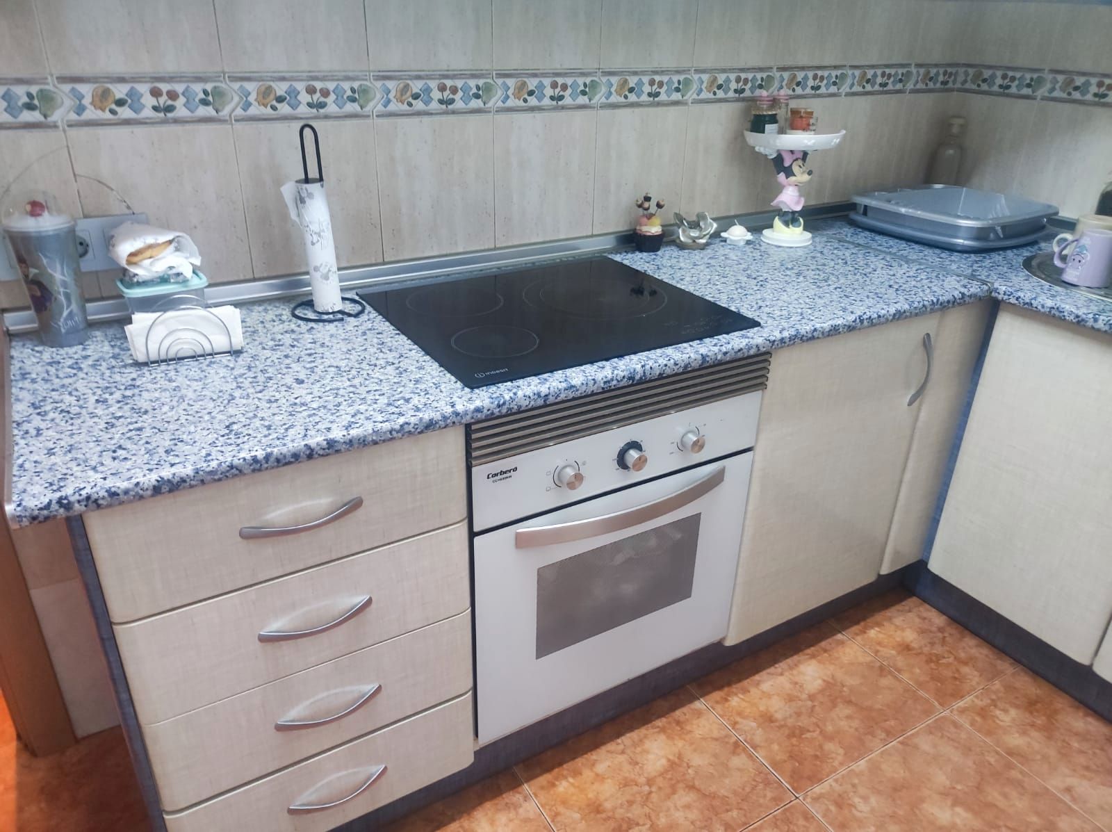 Cuina de Pis de lloguer en Málaga Capital amb Aire condicionat, Moblat i Forn
