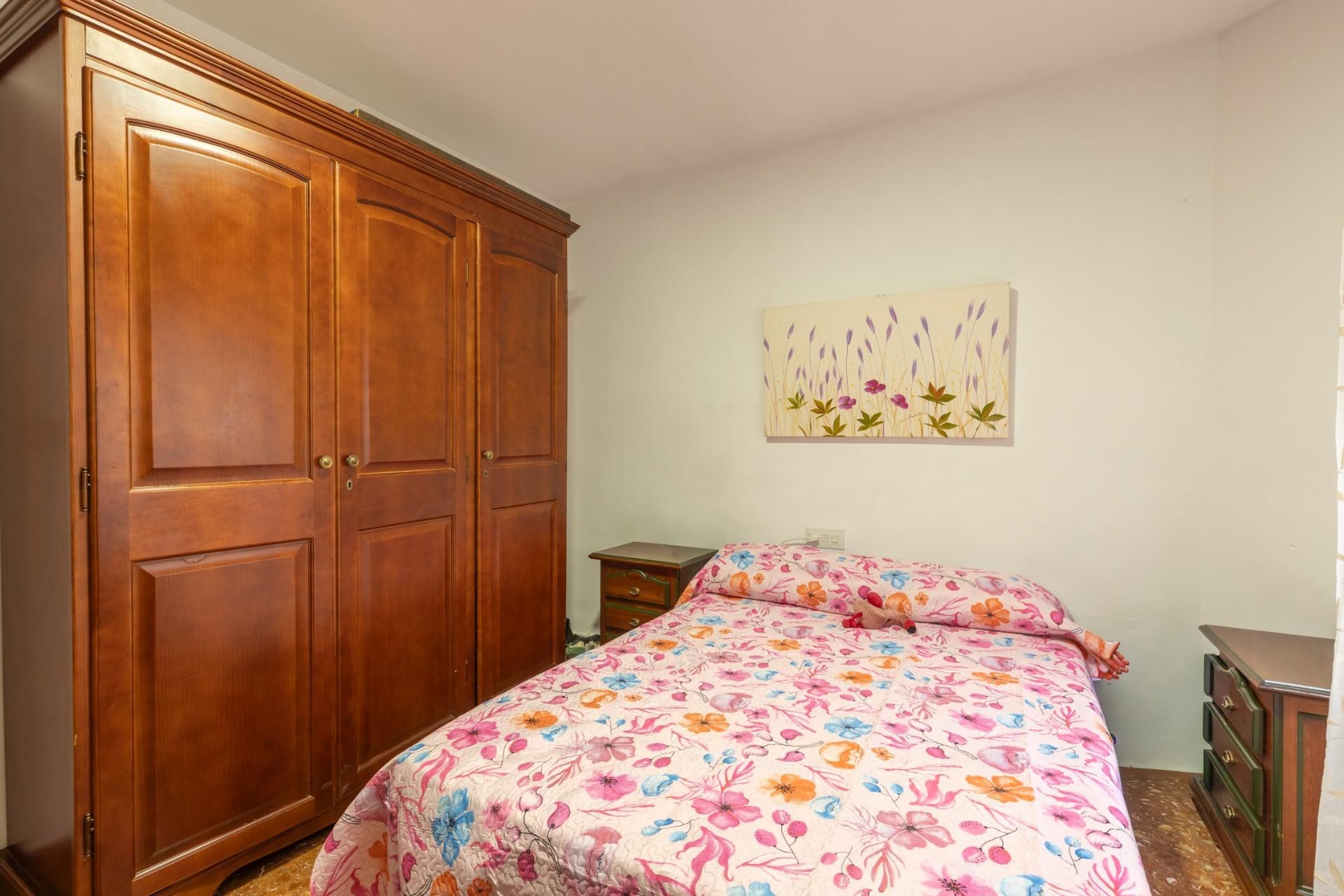 Habitación de Piso en venta en  Granada Capital con Calefacción, Terraza y Balcón