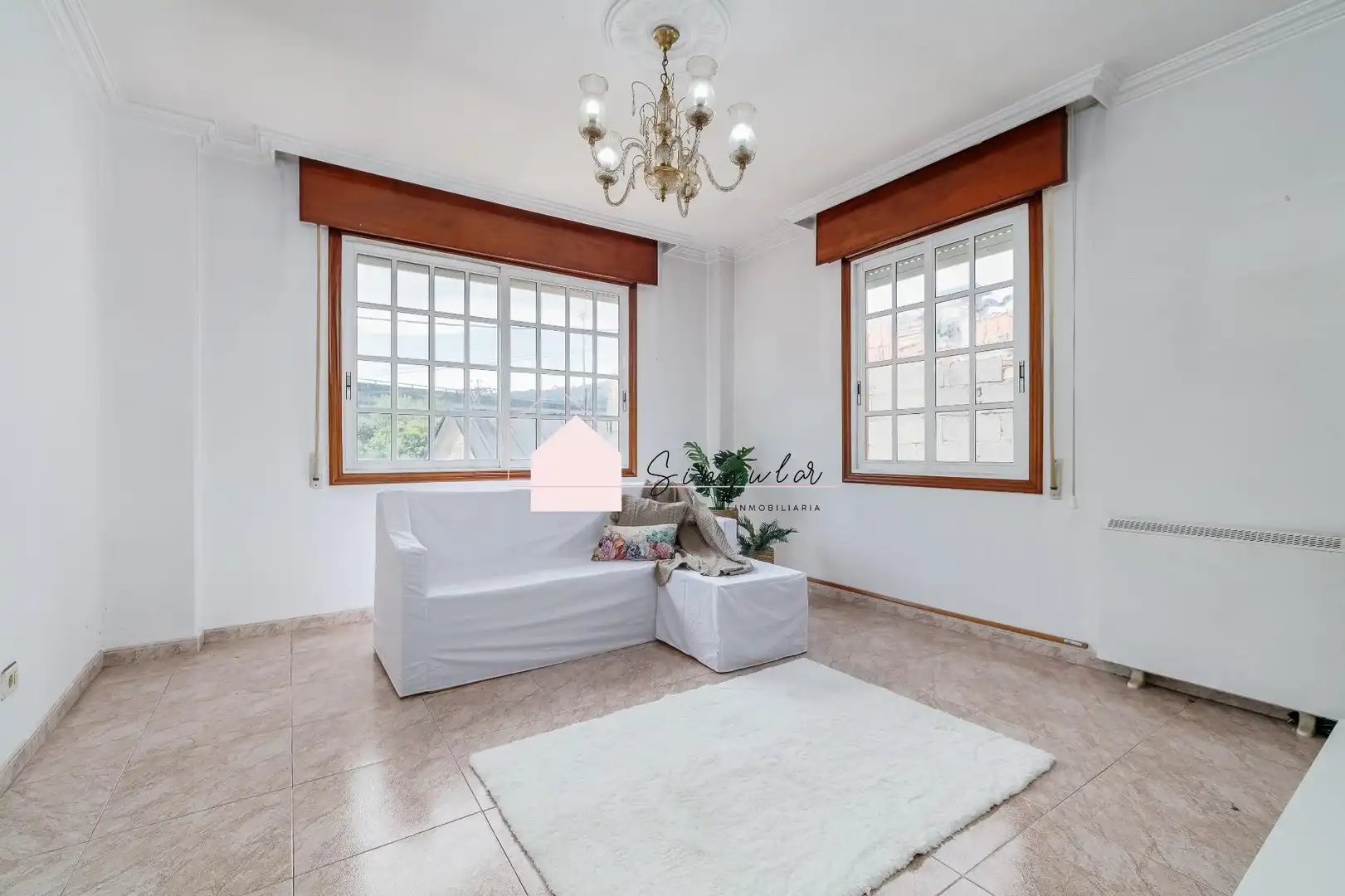 Sala de estar de Casa o chalet en venta en Vigo  con Calefacción, Jardín privado y Trastero