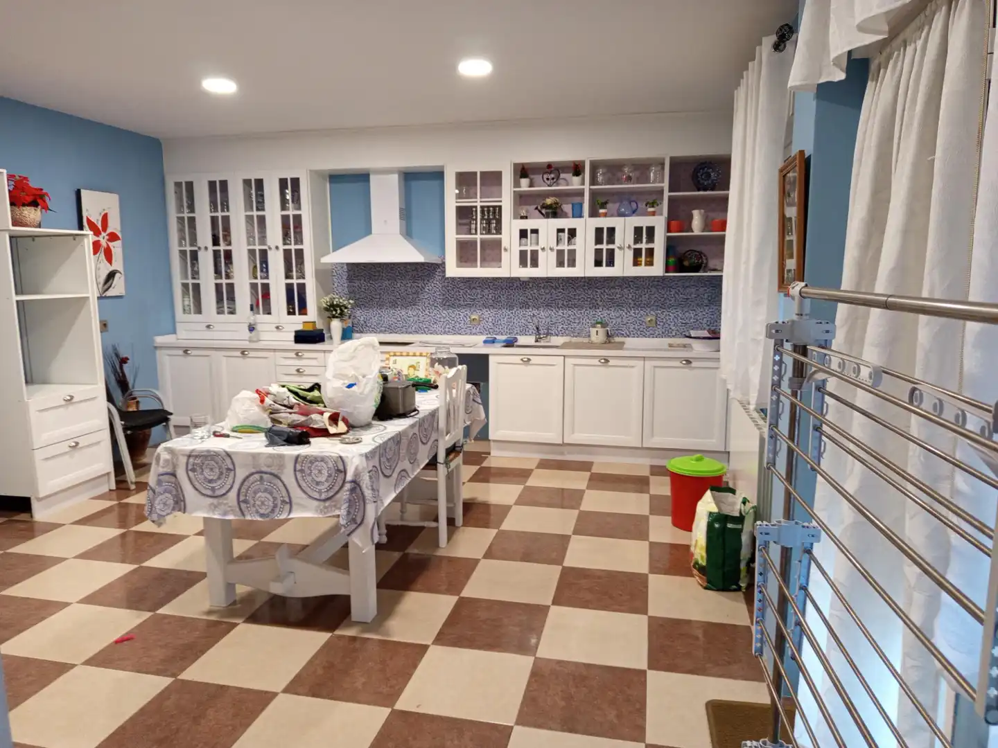 Cuina de Casa o xalet en venda en Jaén amb Aire condicionat, Calefacció i Jardí privat