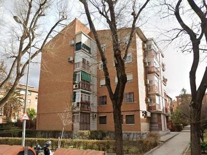 Vista exterior de Pis en venda en  Madrid Capital amb Aire condicionat, Calefacció i Jardí privat