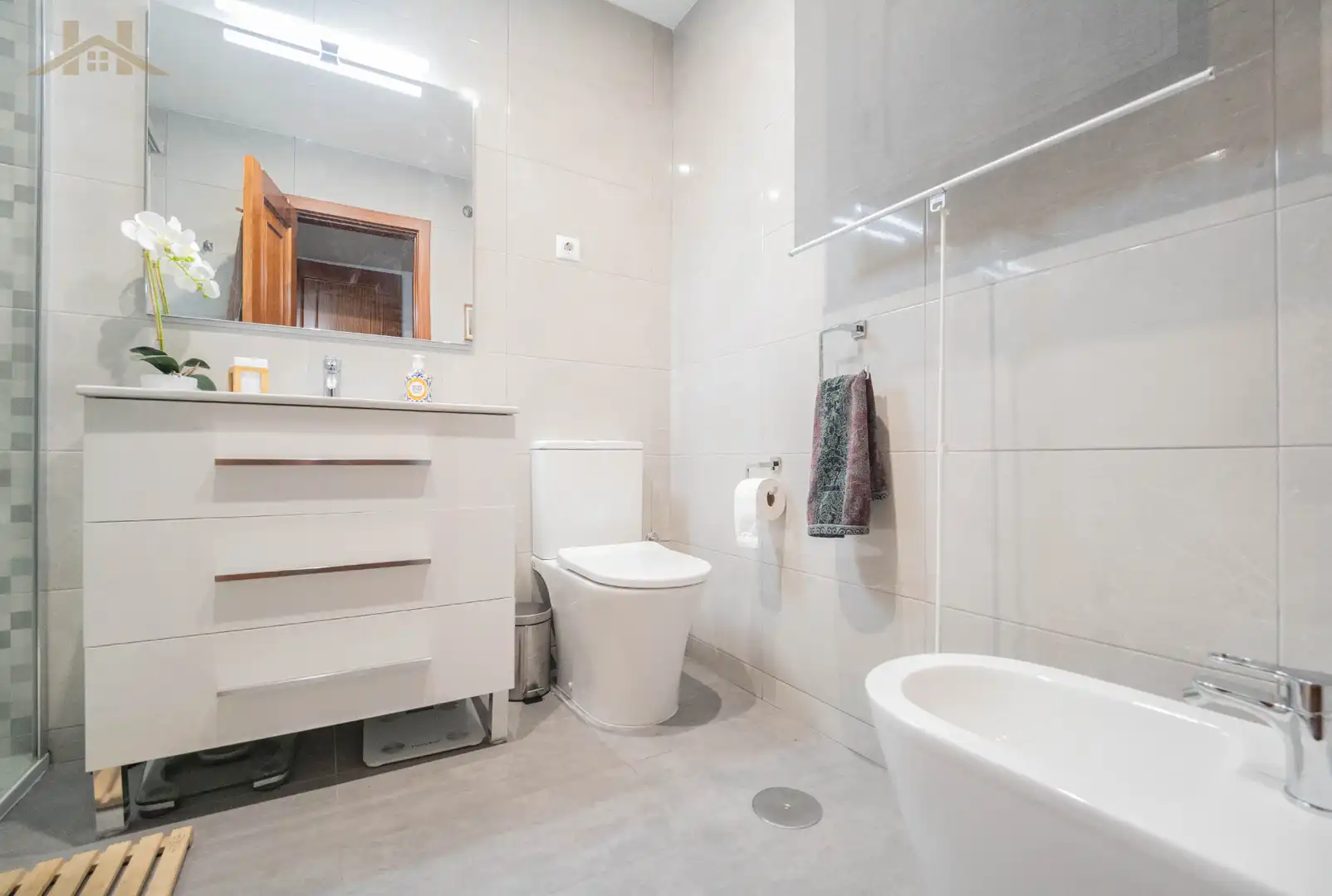 Bathroom of Flat for sale in Torrejón de Ardoz  with Furnished