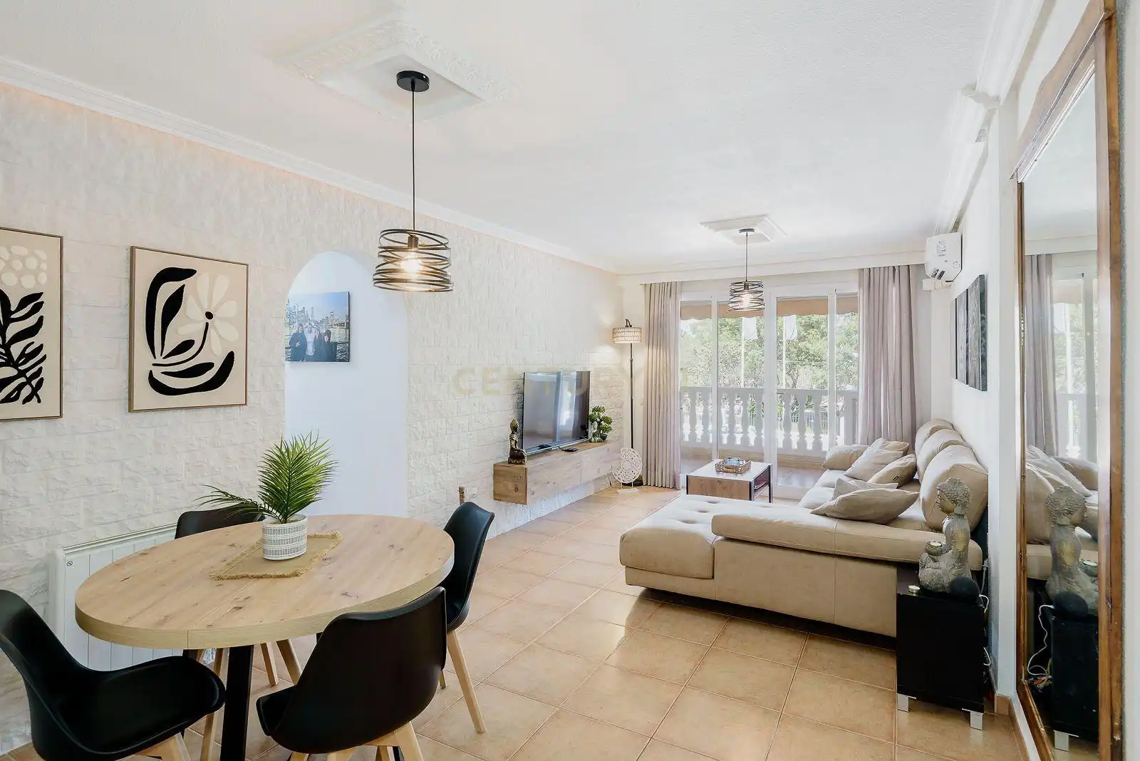 Living room of Flat for sale in Santa Eulària des Riu  with Air Conditioner and Balcony