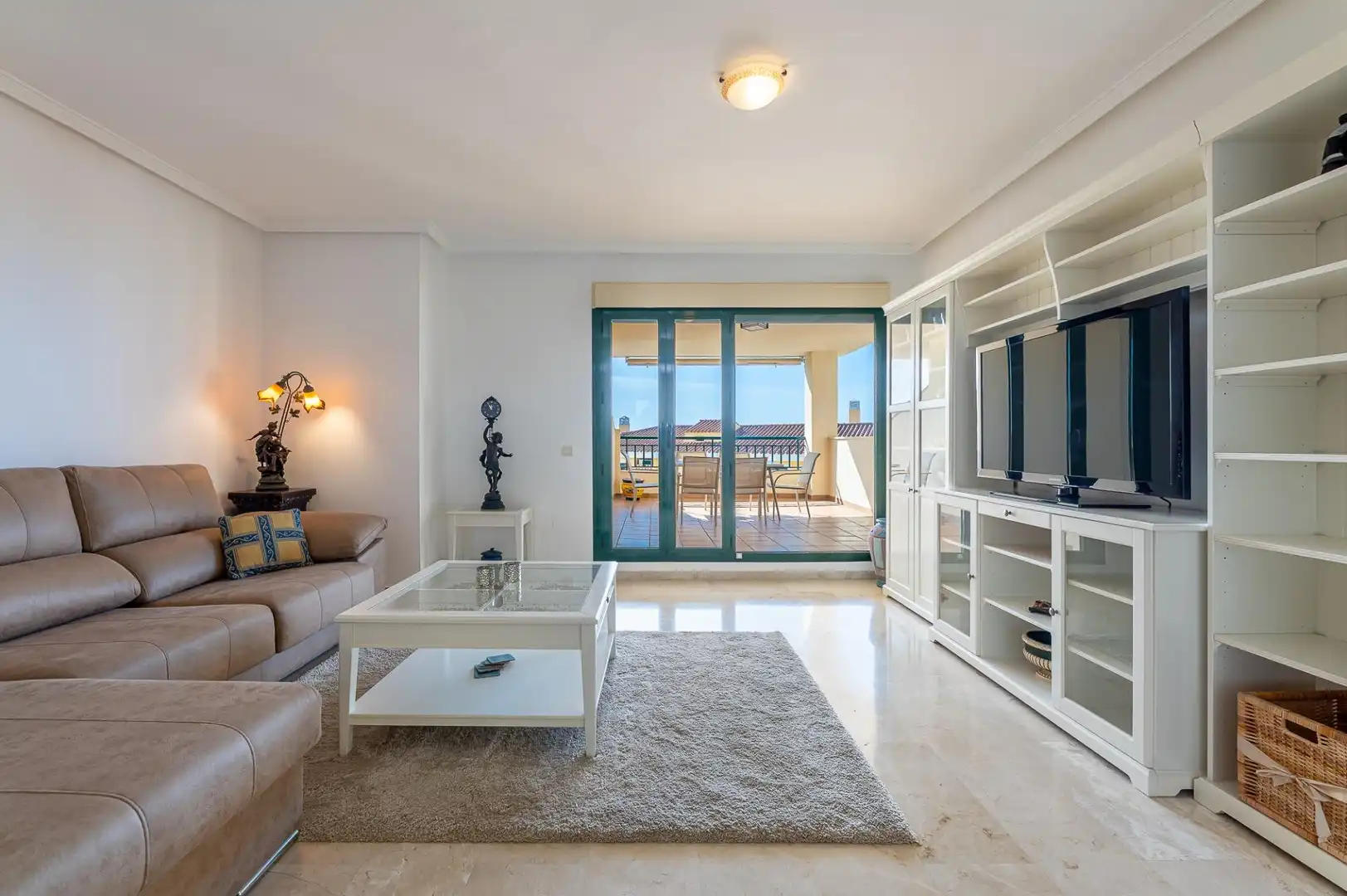 Sala de estar de Apartamento en venta en Benalmádena con Aire acondicionado, Calefacción y Jardín privado