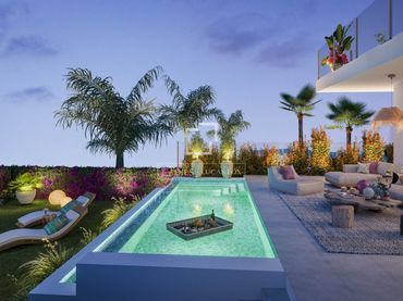 Detached house with garden for sale in El Faro de Calaburra - Chaparral