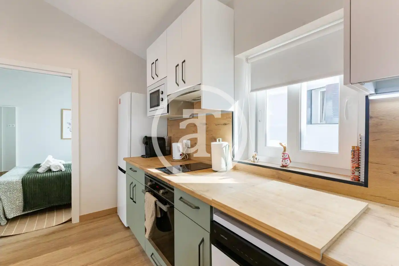 Cuina de Casa o xalet de lloguer en Madrid amb Aire condicionat, Calefacció i Moblat