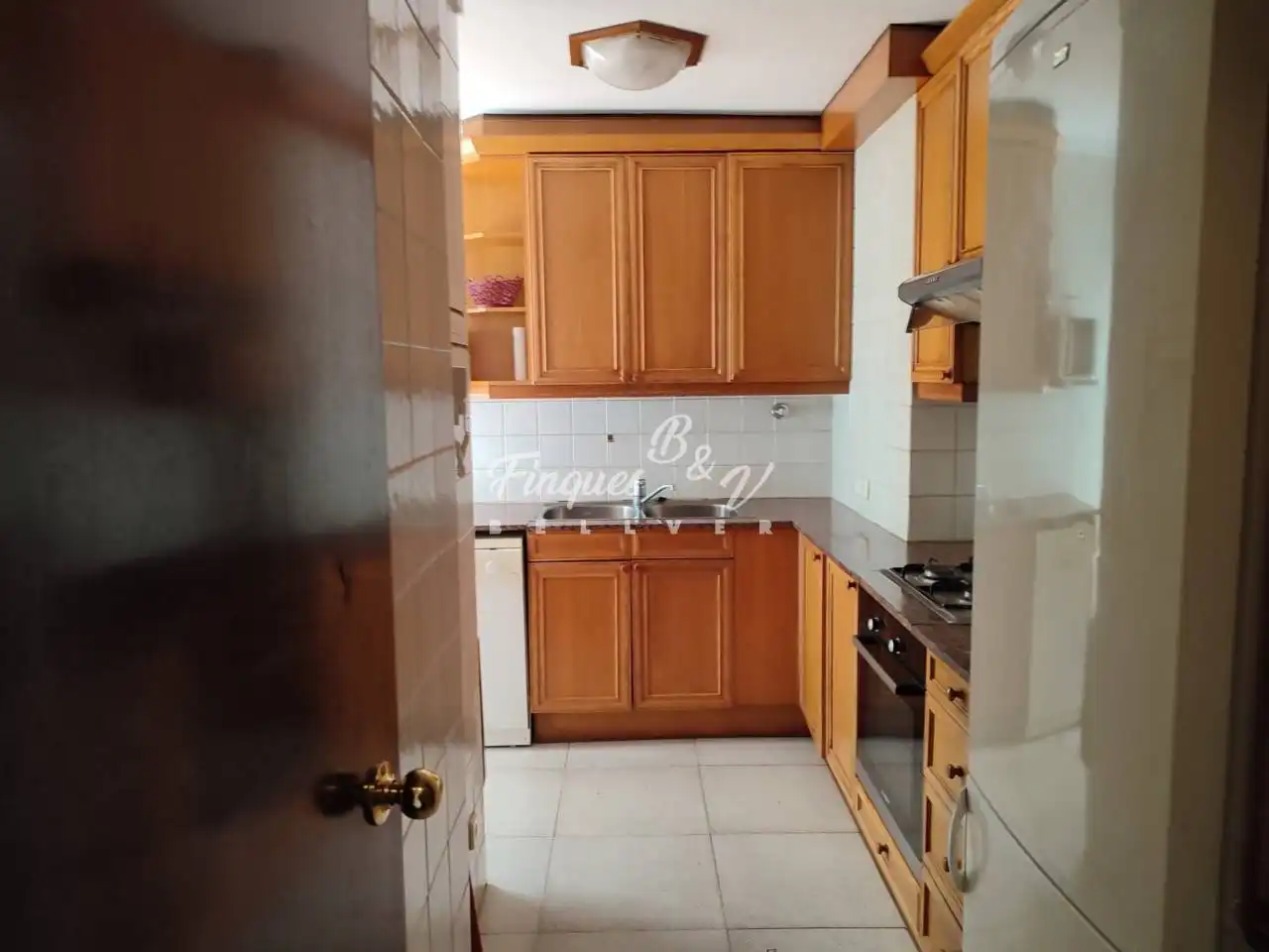 Flat with lift to rent in Calle AV PIRINEUS, imagen 4